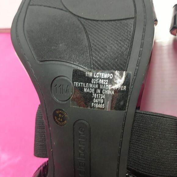 Liz Claiborne Womens SZ 11M Refined Comfort Black Strappy Block Heels . - Picture 7 of 11